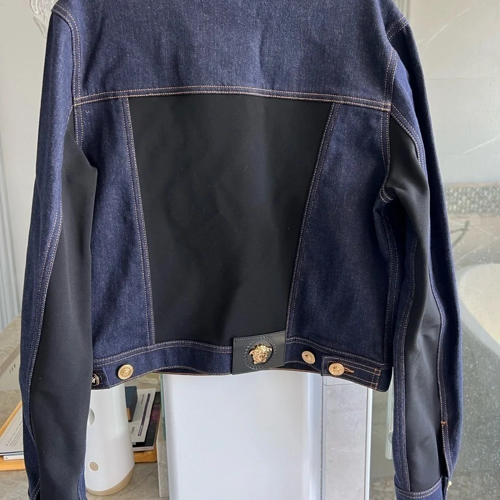 Versace paneled contrast-stitch denim jacket - Picture 8 of 15
